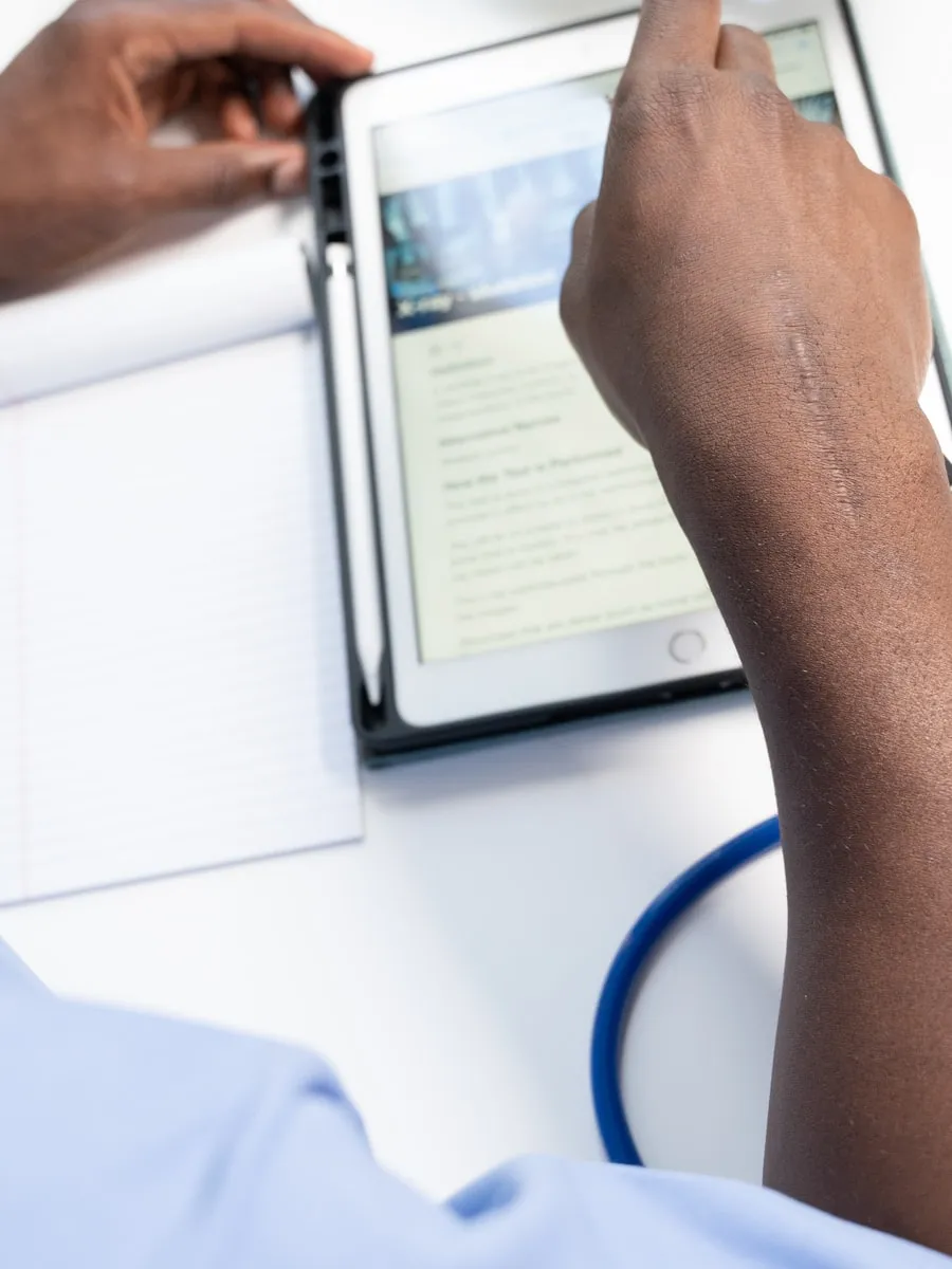 Clínicas y centros de salud — Lynkio Networks